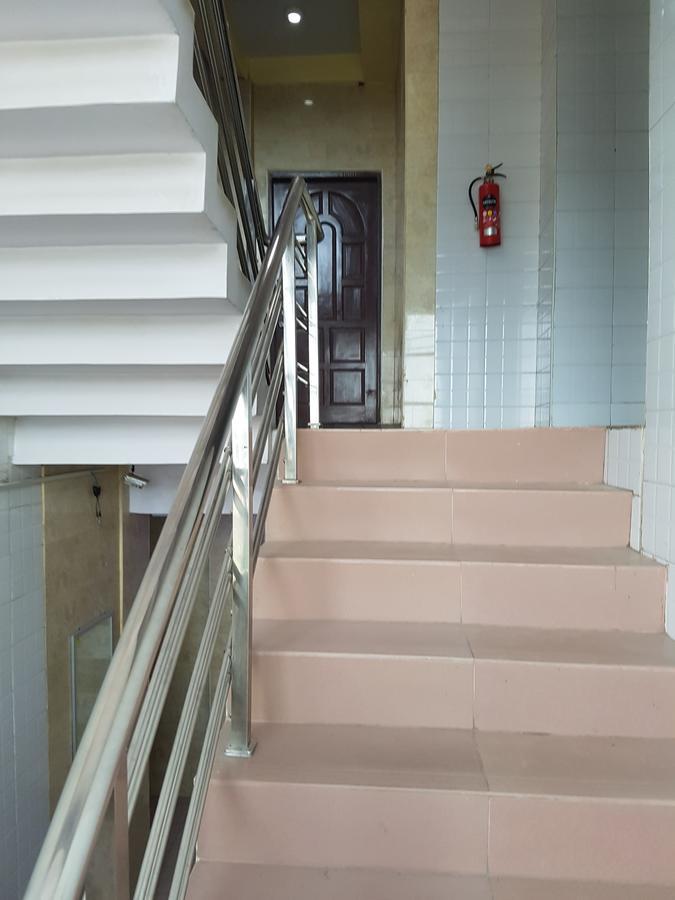 Shwe Eain Si Guest House - Burmese Only Myeik Esterno foto